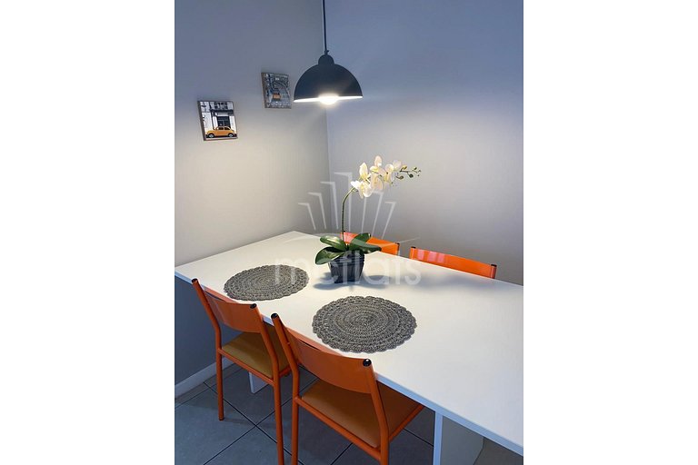 MC FLATS LEBLON INN - APARTAMENTO 505