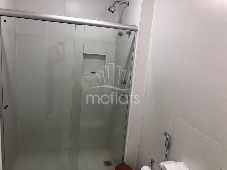 MC FLATS MONSIEUR LEBLON 905