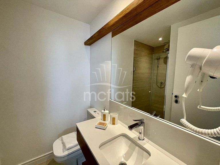 LEBLON INN - APARTAMENTO 703