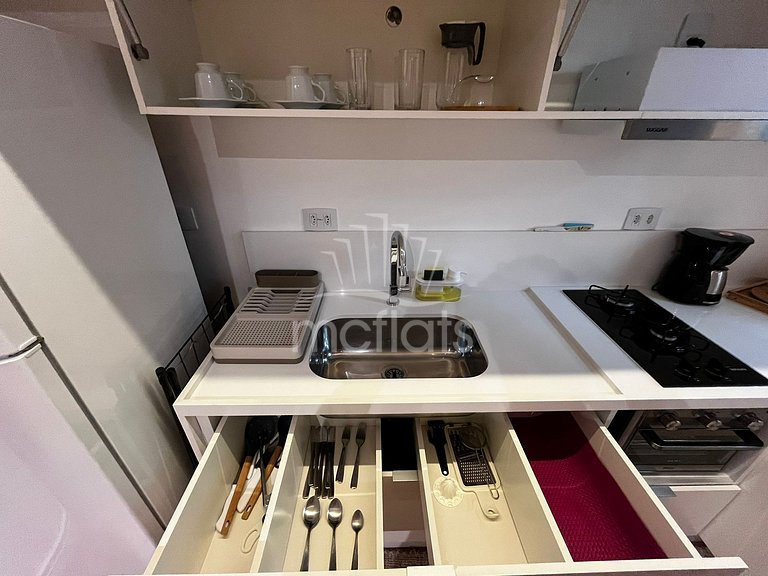 MC FLATS IPANEMA BEACH STAR - APARTAMENTO 204