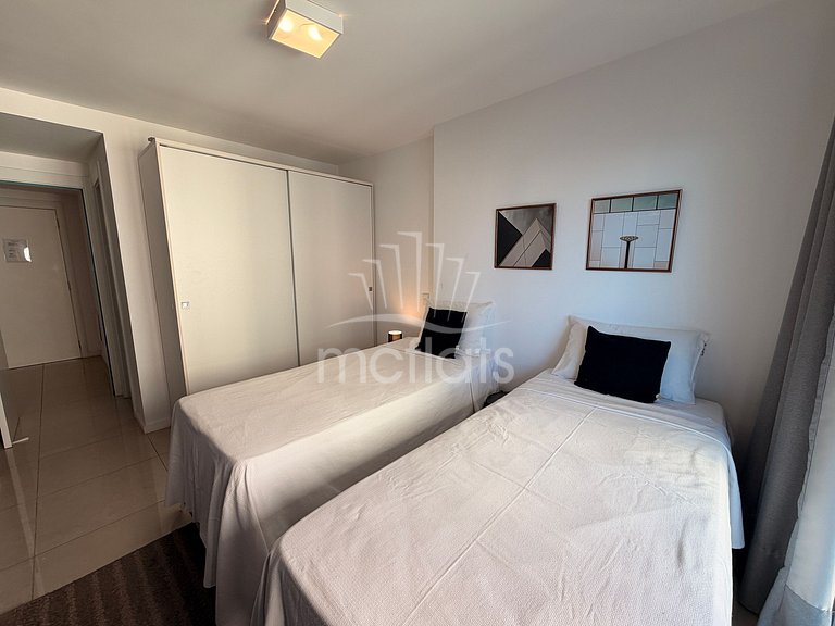 MC FLATS WAVE IPANEMA - APARTAMENTO 803